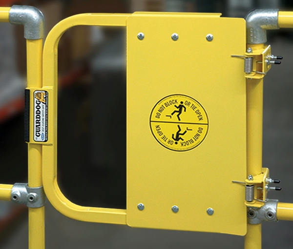 BlueWater Mfg., Inc. Self-Closing Safety Gate