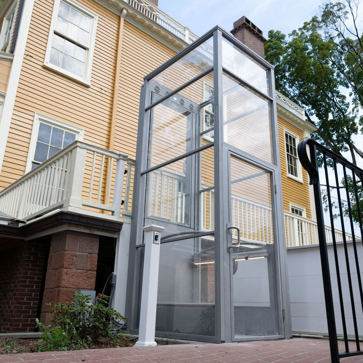 Clarity - Enclosed Vertical Platform Lift
