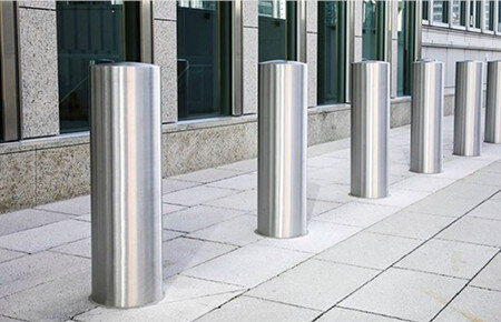 Triton M30 Manual Retractable Bollard