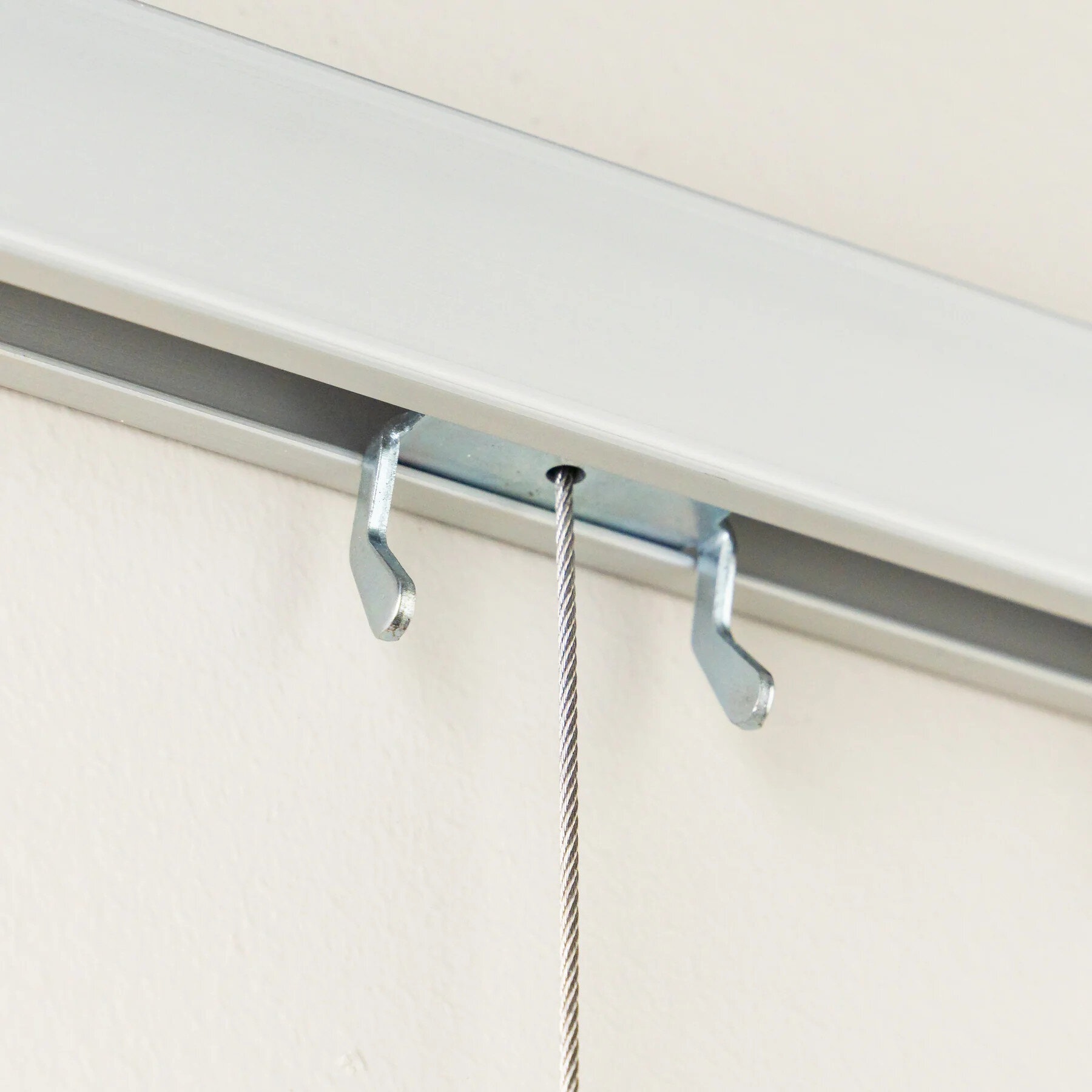 Original Gallery System Steel Cable Hangers (2 meter), 10-pack