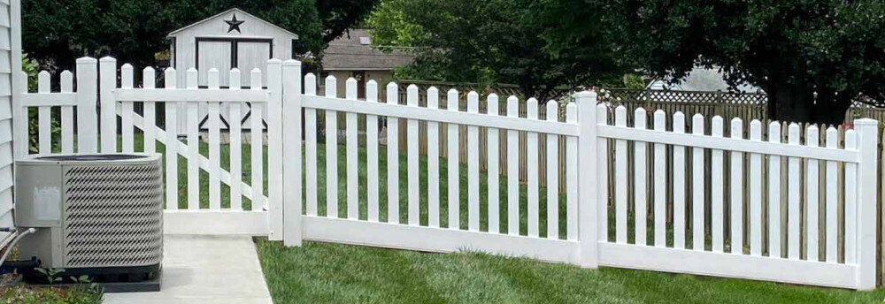 Chesapeake Bay Vinyl Fencing