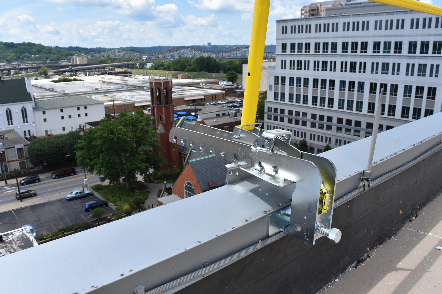 Zip Rail Compression Bracket System