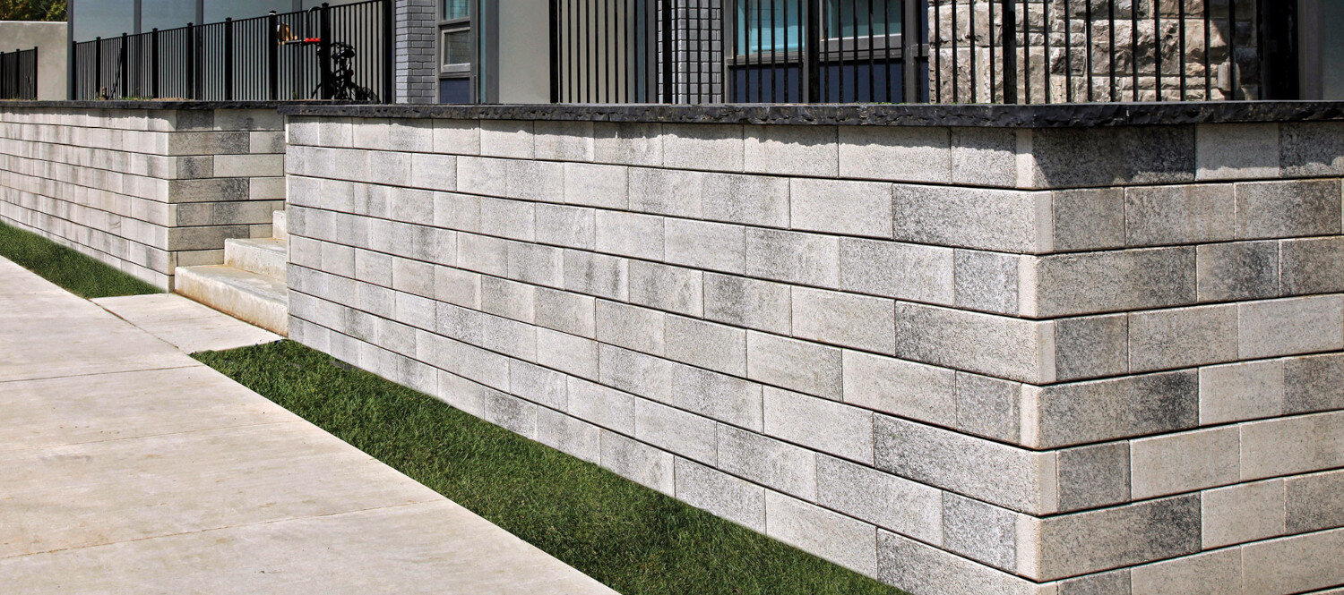Unilock U-Cara® Multi-Face Wall System